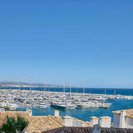 Puerto Banus, Benabola Apartment *