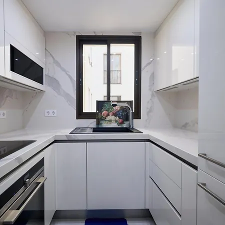 Puerto Banus, Benabola Apartment *