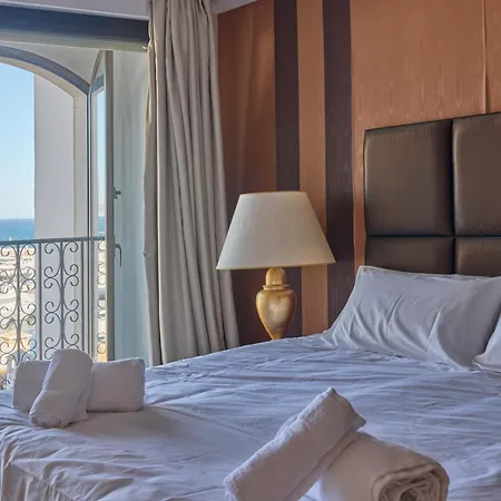 Puerto Banus, Benabola Marbella