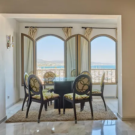 Puerto Banus, Benabola Apartment