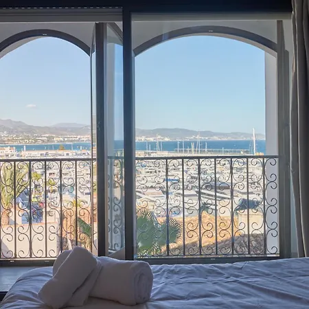 Puerto Banus, Benabola Apartment *